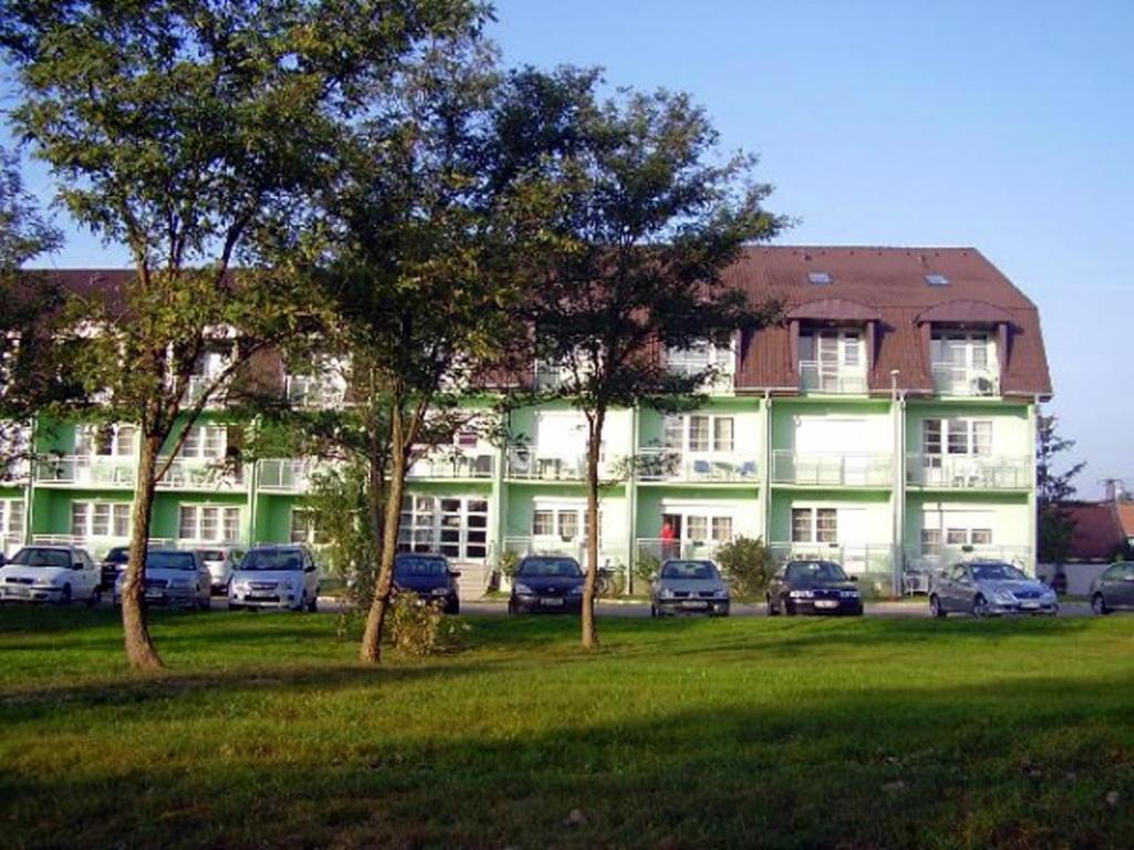 Holdlux Apartmanok Sárvár 외부 사진
