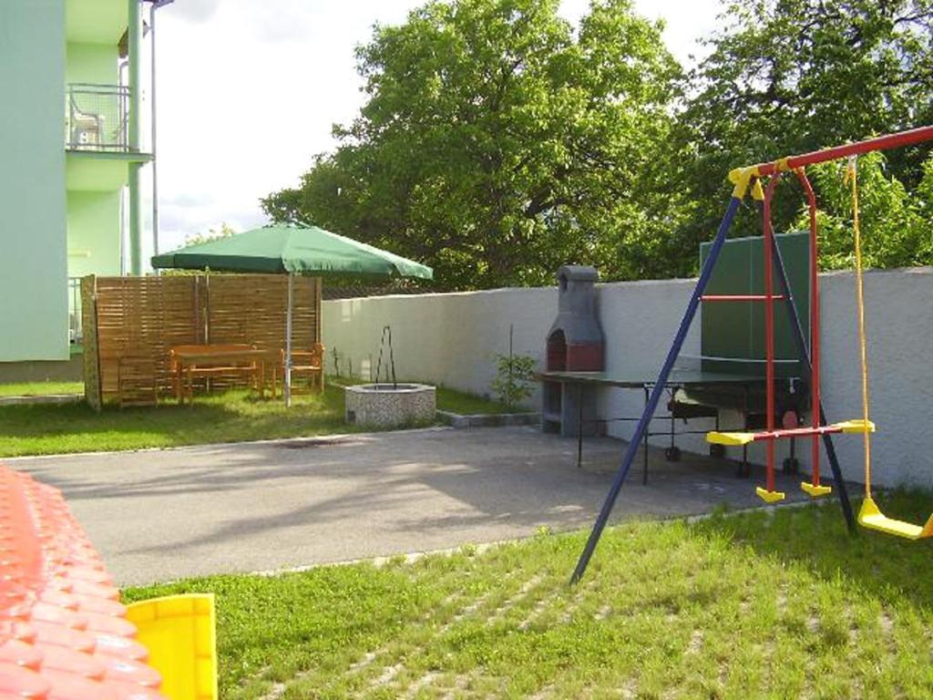 Holdlux Apartmanok Sárvár 외부 사진